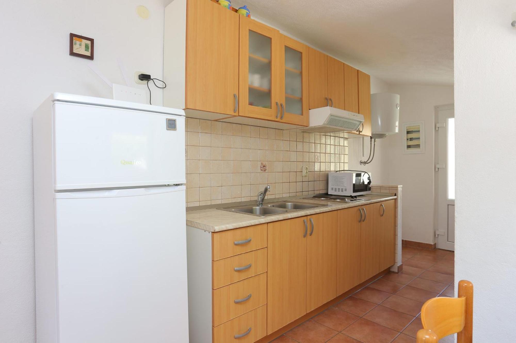 Apartments By The Sea Baska Voda, Makarska - 300 Esterno foto