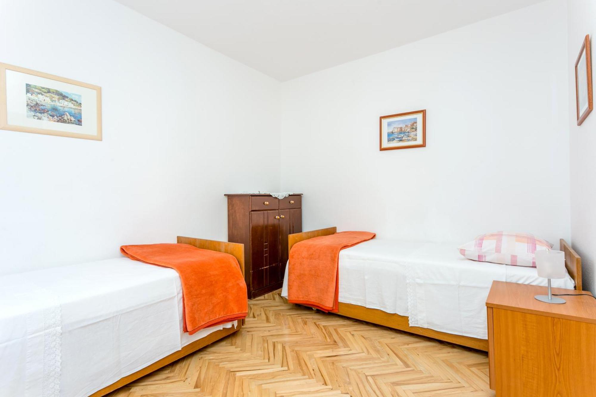 Apartments By The Sea Baska Voda, Makarska - 300 Esterno foto