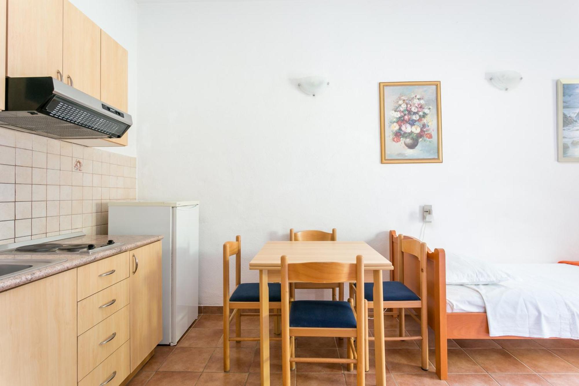 Apartments By The Sea Baska Voda, Makarska - 300 Esterno foto